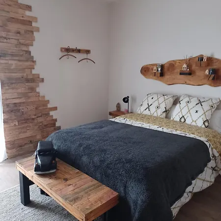 Bed & Breakfast La Riviere Damazan